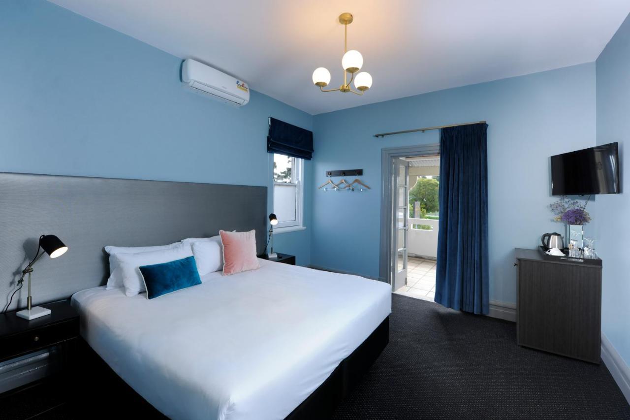 The Stirling Arms Hotel Perth Eksteriør bilde