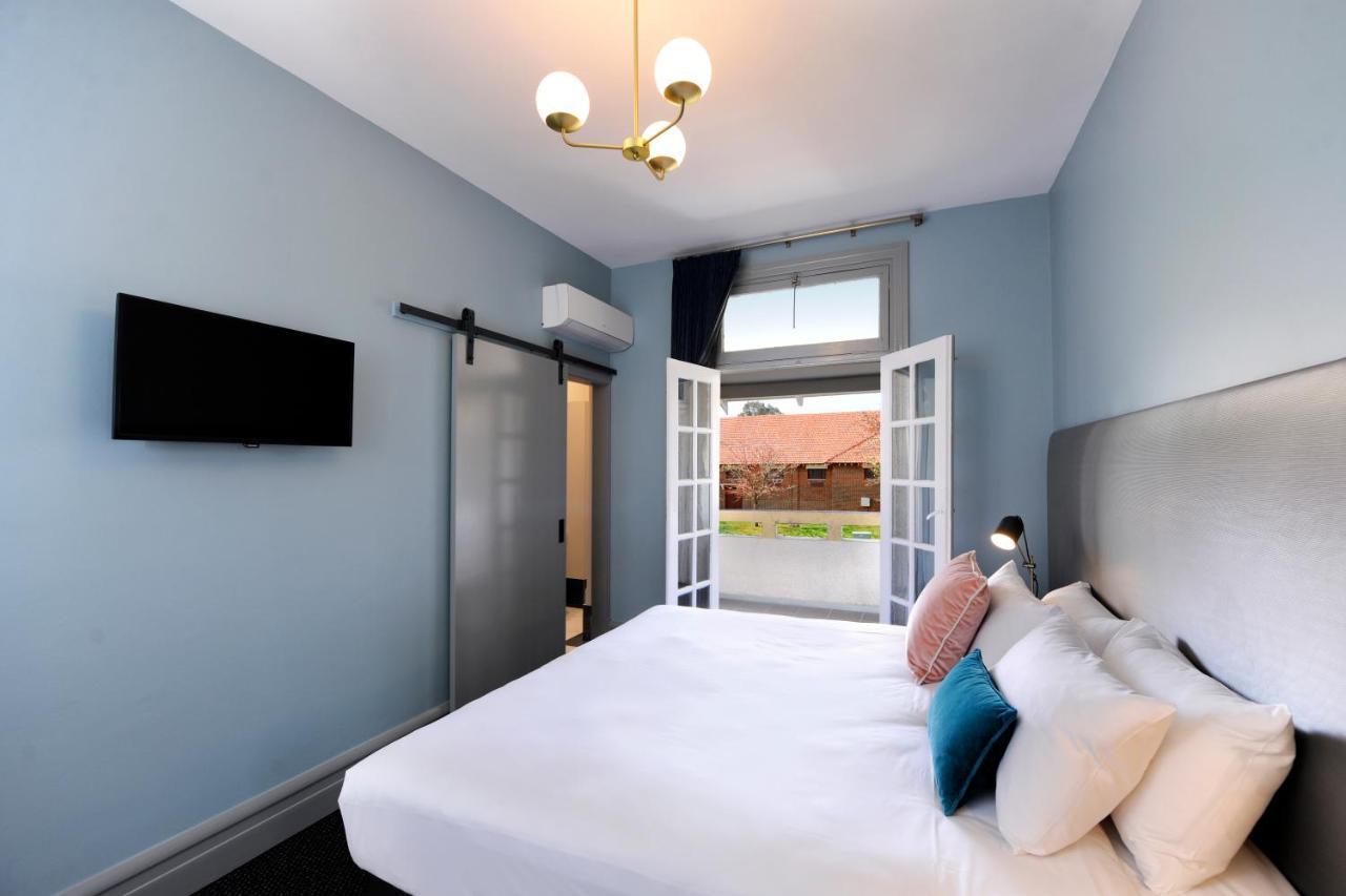 The Stirling Arms Hotel Perth Eksteriør bilde