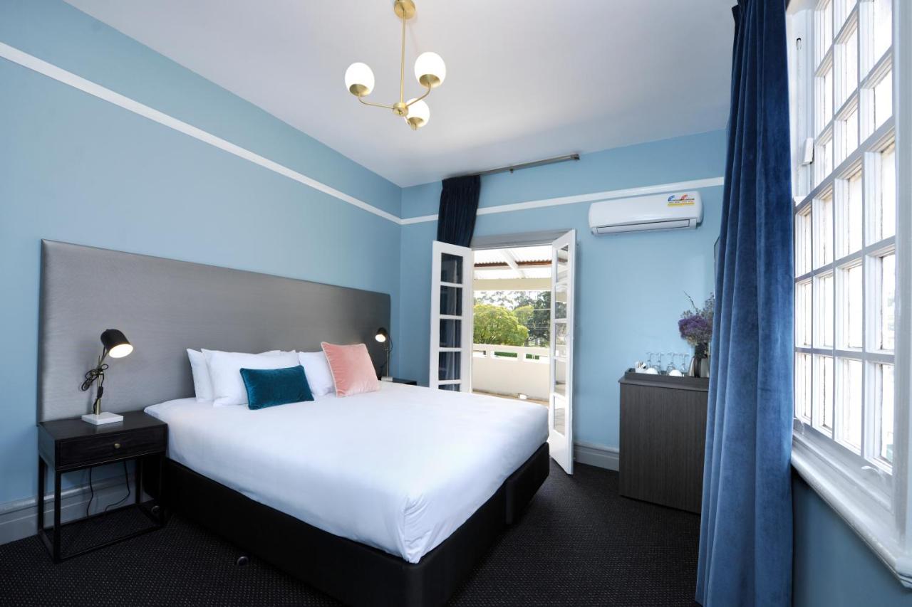 The Stirling Arms Hotel Perth Eksteriør bilde